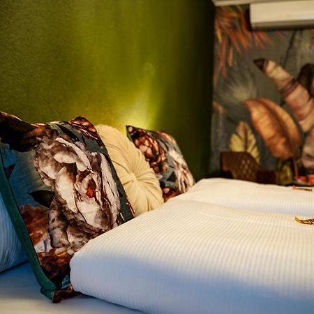 Hotel Residenz Luxury Apartments เมทซิงเงน ภายนอก รูปภาพ