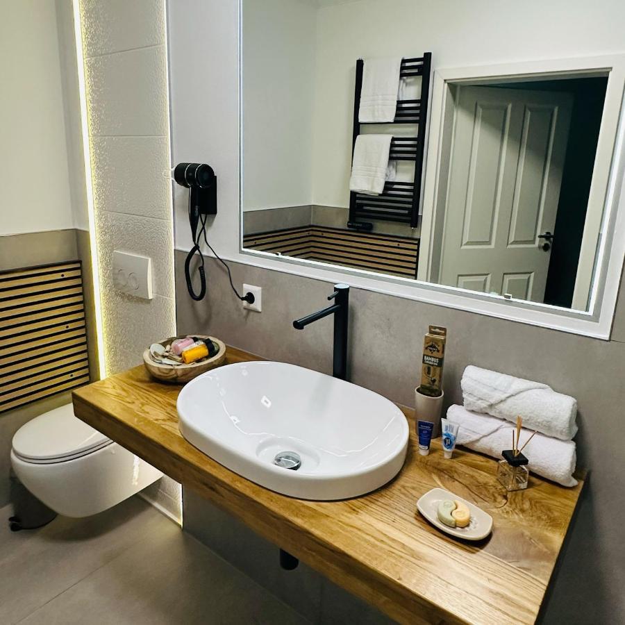 Hotel Residenz Luxury Apartments เมทซิงเงน ภายนอก รูปภาพ
