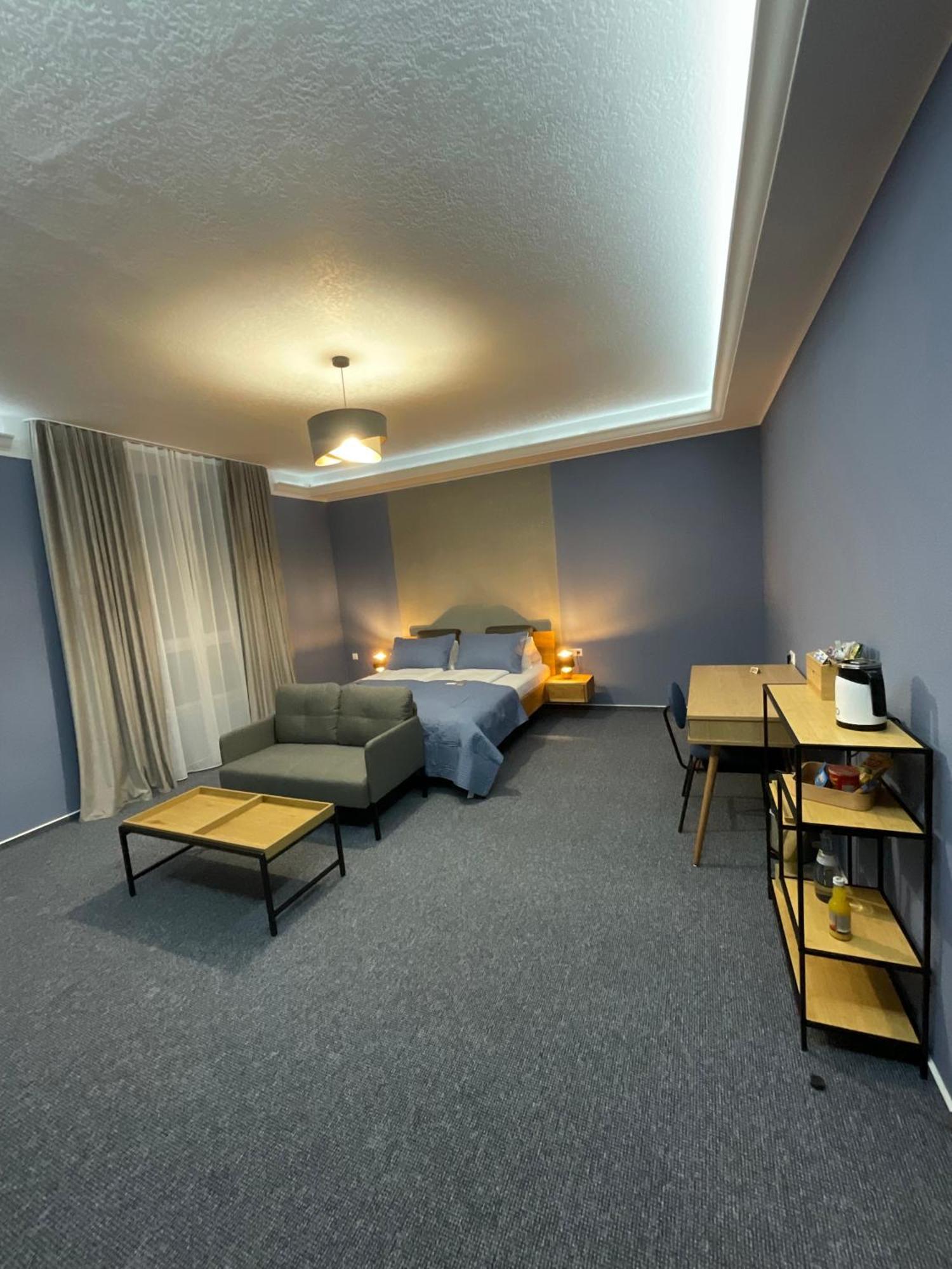 Hotel Residenz Luxury Apartments เมทซิงเงน ภายนอก รูปภาพ