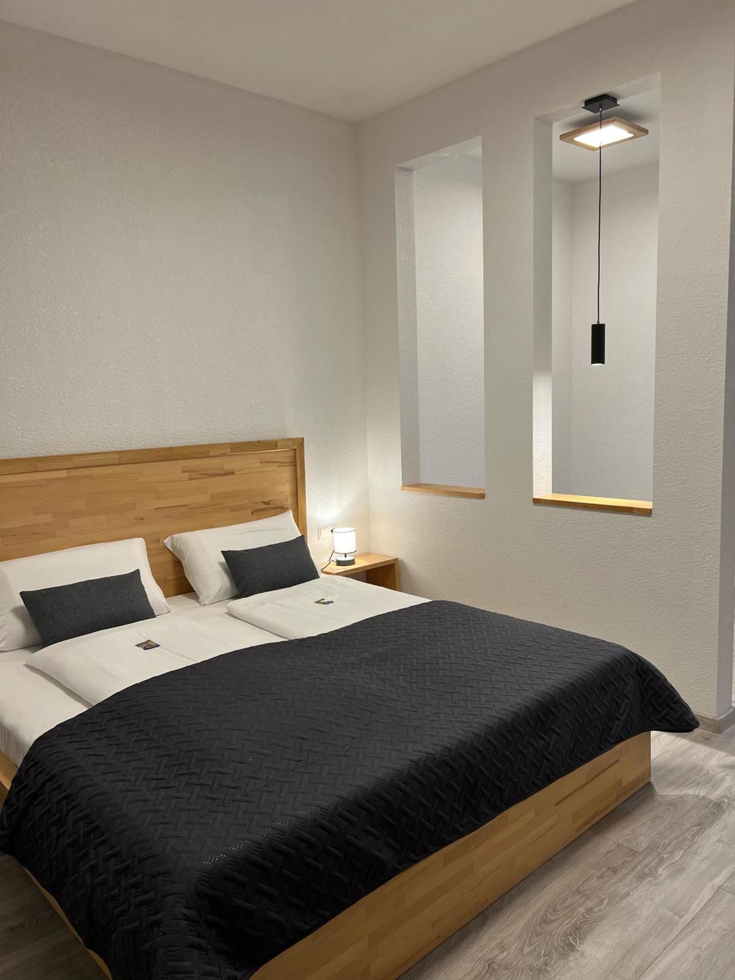Hotel Residenz Luxury Apartments เมทซิงเงน ภายนอก รูปภาพ